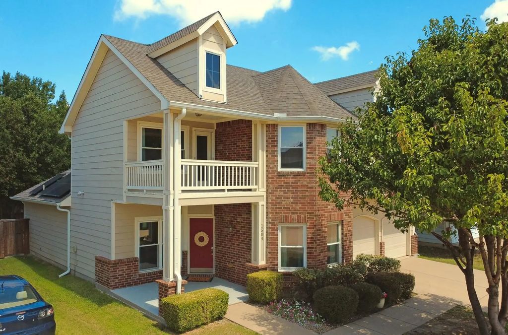 1504 Dun Loggin Drive, McKinney