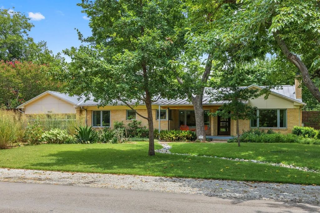 9422 Hermosa Drive, Dallas