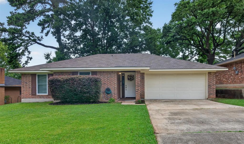 804 Princesa Drive, Haughton