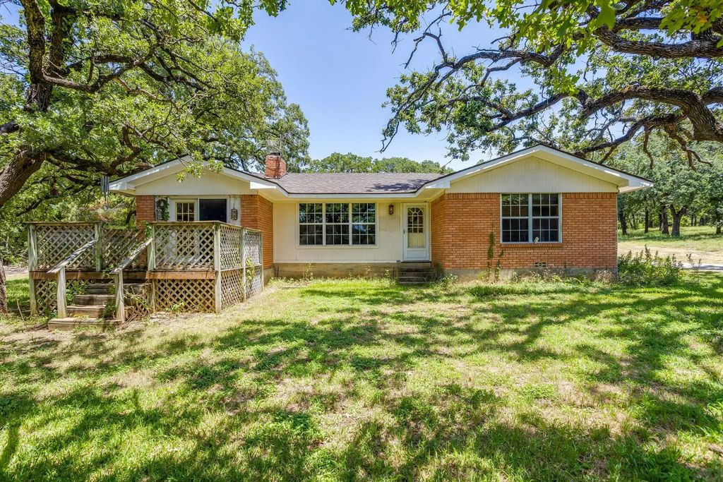 4536 County Road 806, Cleburne