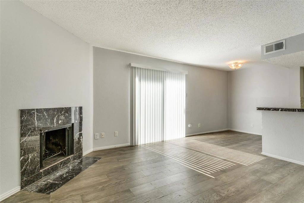 4044 Buena Vista Street 206, Dallas