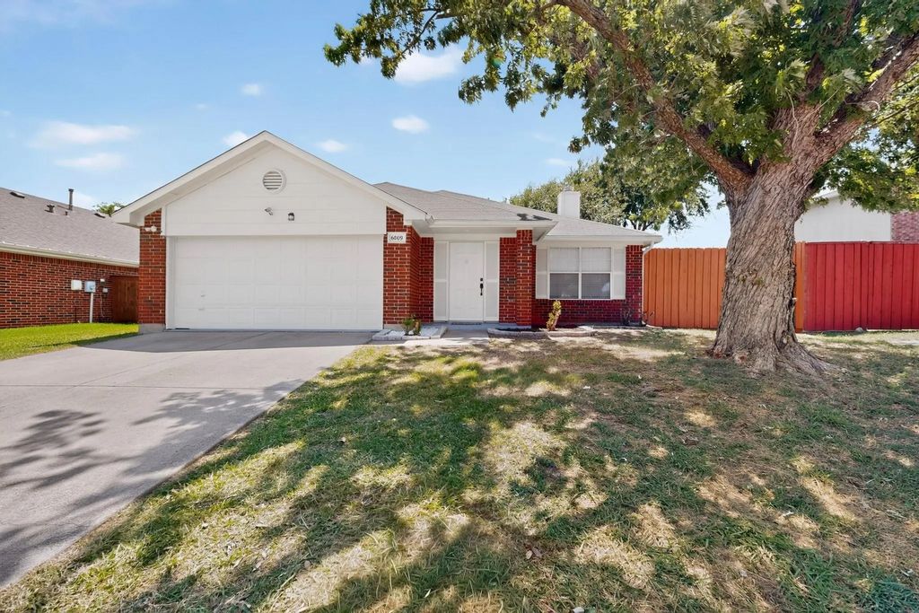 6009 Iris Drive, Rowlett