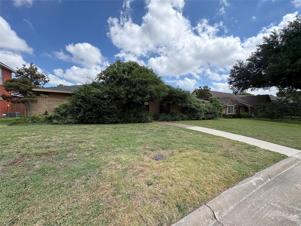 2730 Cladius Drive, Grand Prairie