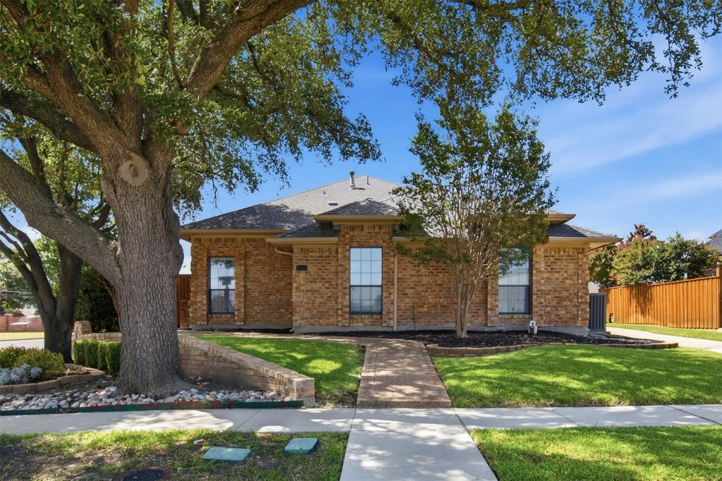 3000 Crickett Drive, Plano