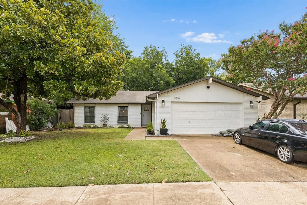 3818 Ruidosa Avenue, Dallas