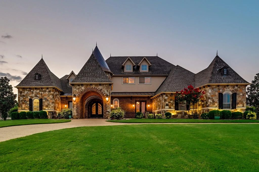 7001 Diamond Oaks Drive, Mansfield