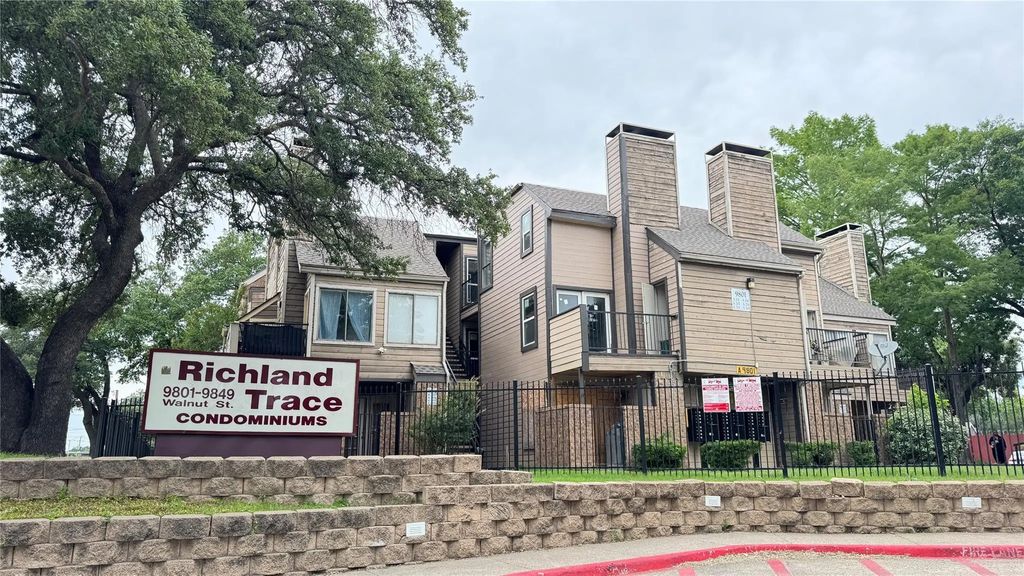 9833 Walnut Street 201, Dallas