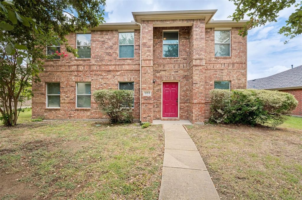614 Hearthstone Drive, Lancaster