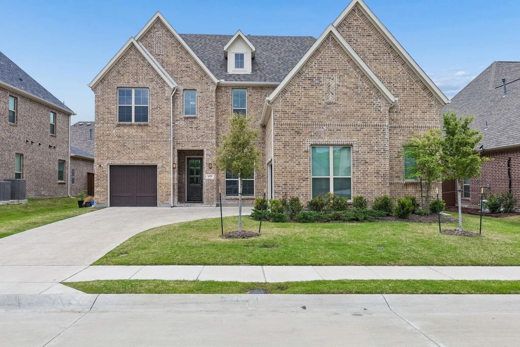 629 Singing Water Drive, Rockwall