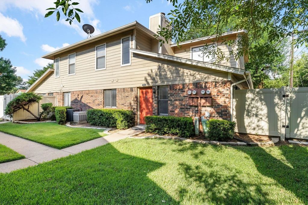 2240 Tarpley Road 484, Carrollton