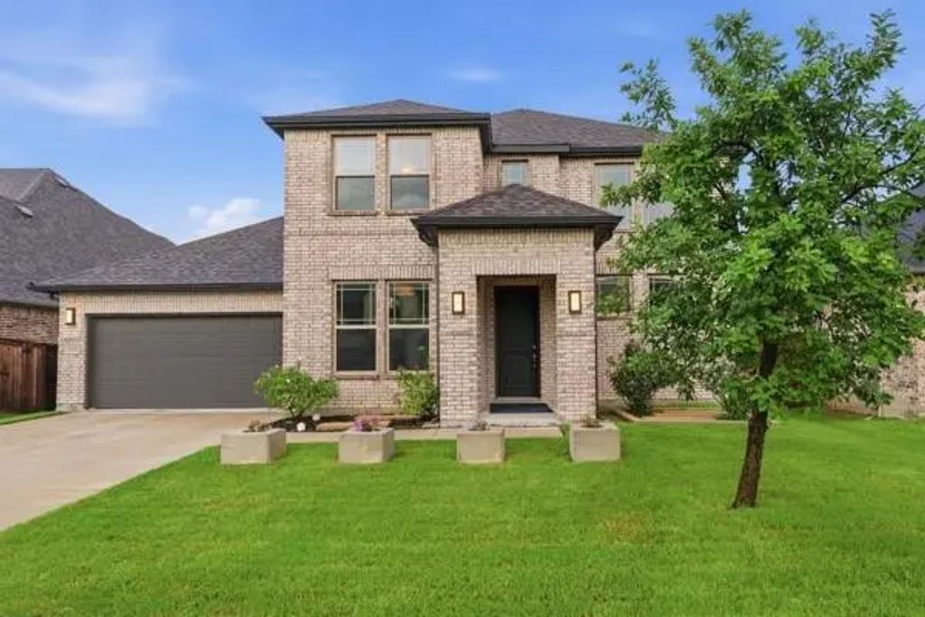 10120 Lakemont Drive, Fort Worth