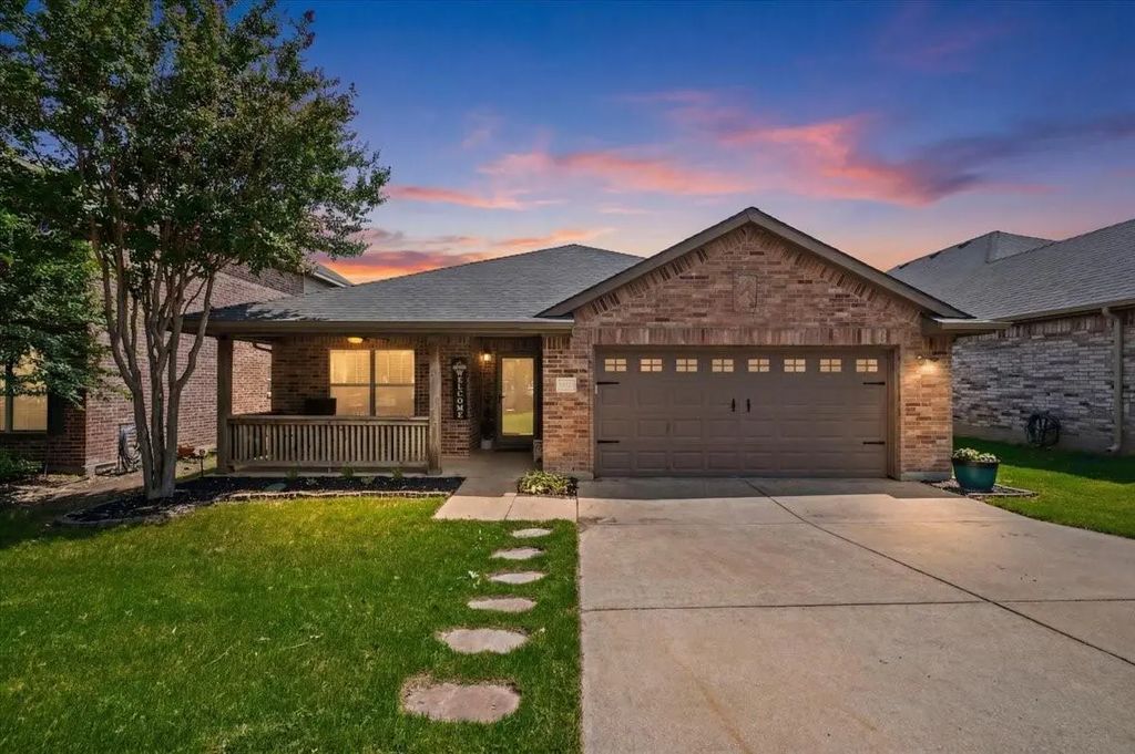 10521 Bradshaw Drive, Fort Worth