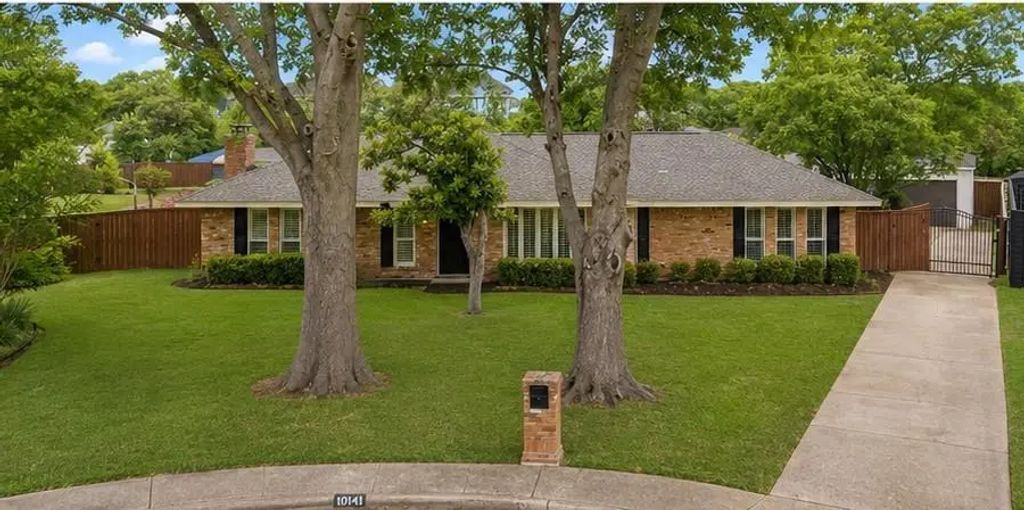 10141 Fieldfare Court, Dallas