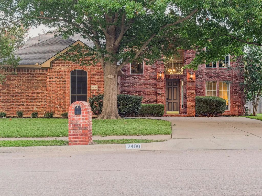 2400 Clearwood Lane, Flower Mound