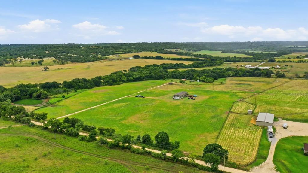 660 County Road 127, Stephenville