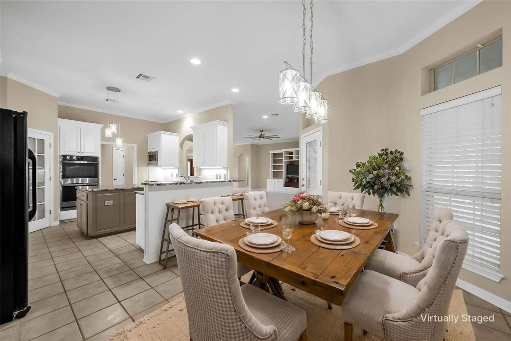 100 Laurel Oaks Lane, Crawford