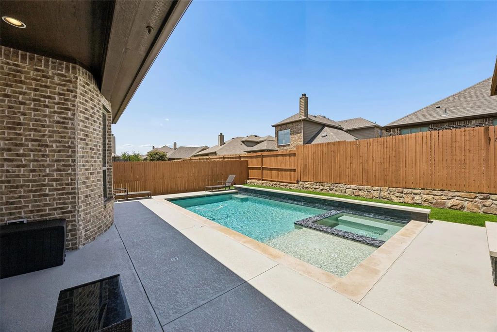 16509 Dry Creek Boulevard, Prosper