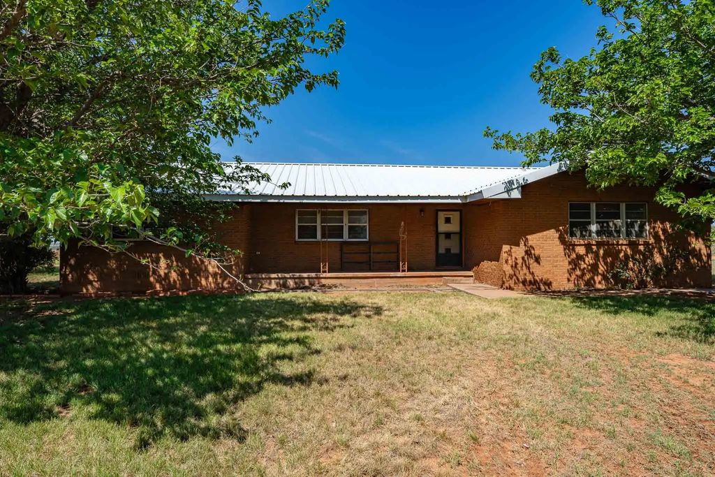 1105 County Road 345, Rotan