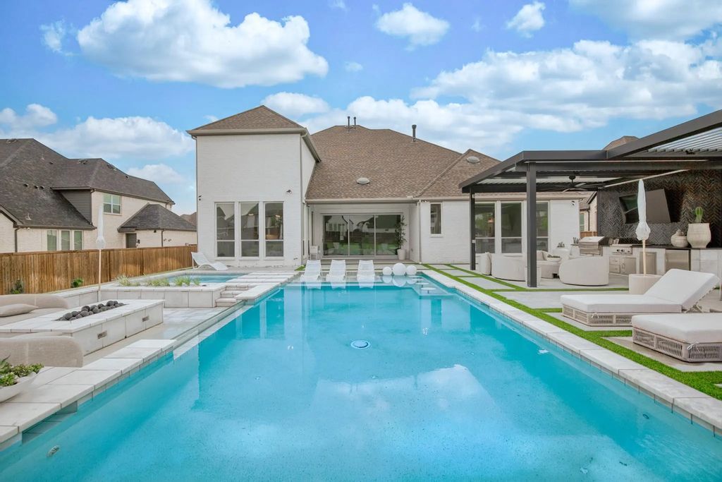 2028 Waterleaf Road, Haslet