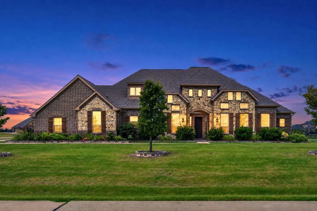 415 Silver Spur Trail, Rockwall