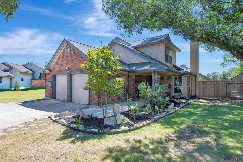 2053 Paint Pony Lane, Keller