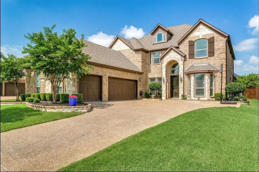 1009 Spinks Court, Flower Mound