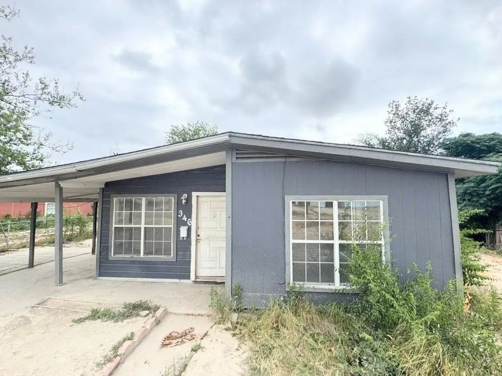 346 Marshall Smith Drive, Del Rio