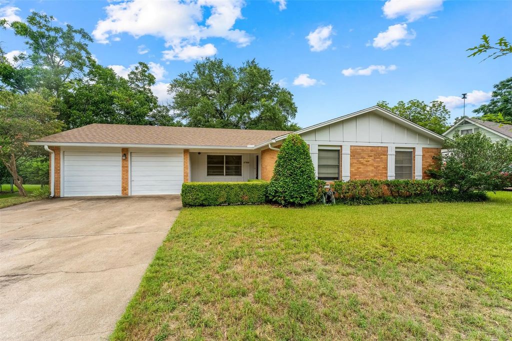 5700 Westlawn Drive, Waco