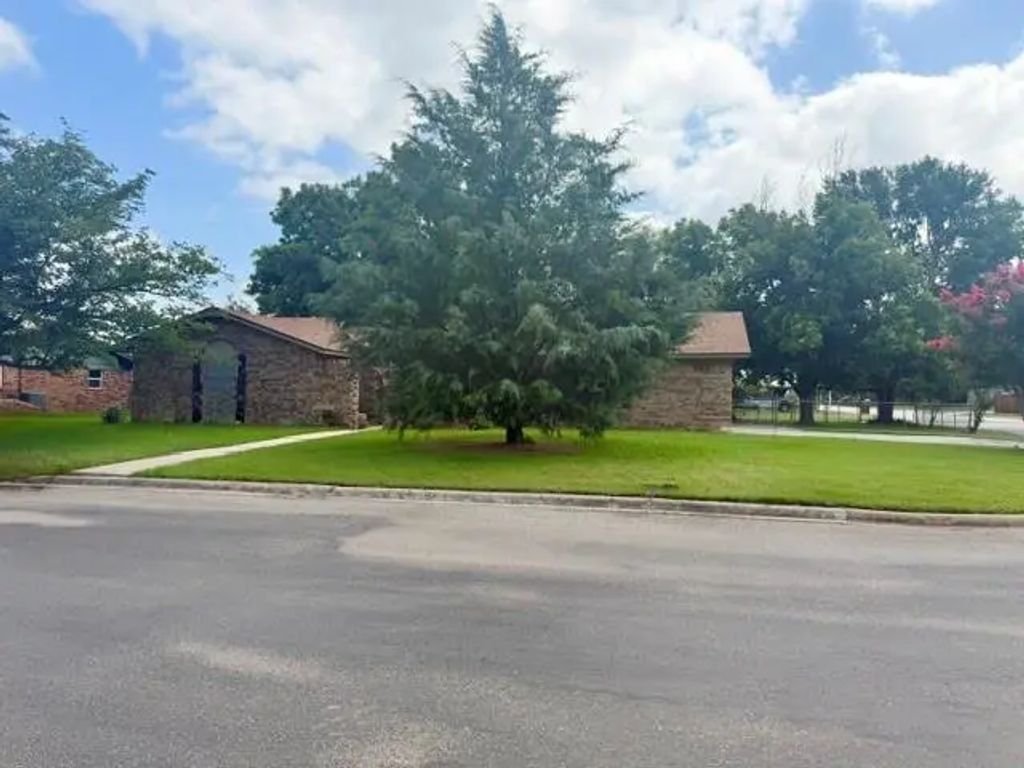 4504 Delwood Drive, Brownwood