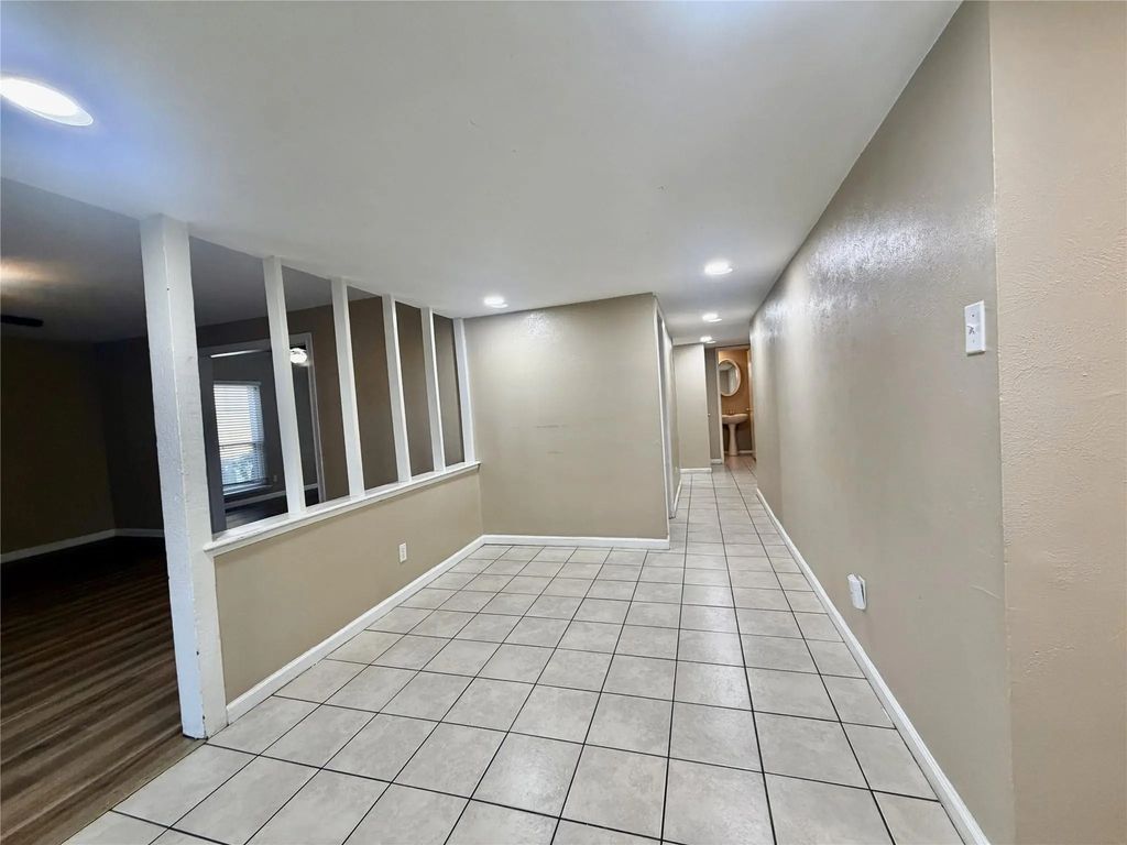 4019 Rushmoor Drive, Arlington