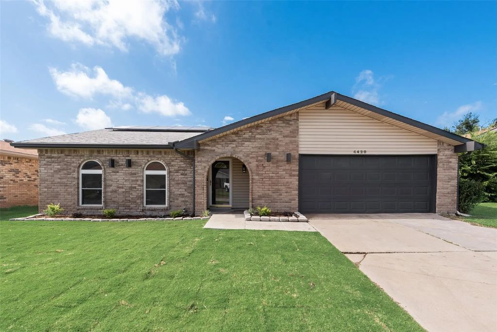 4420 Buckeye Street, Fort Worth
