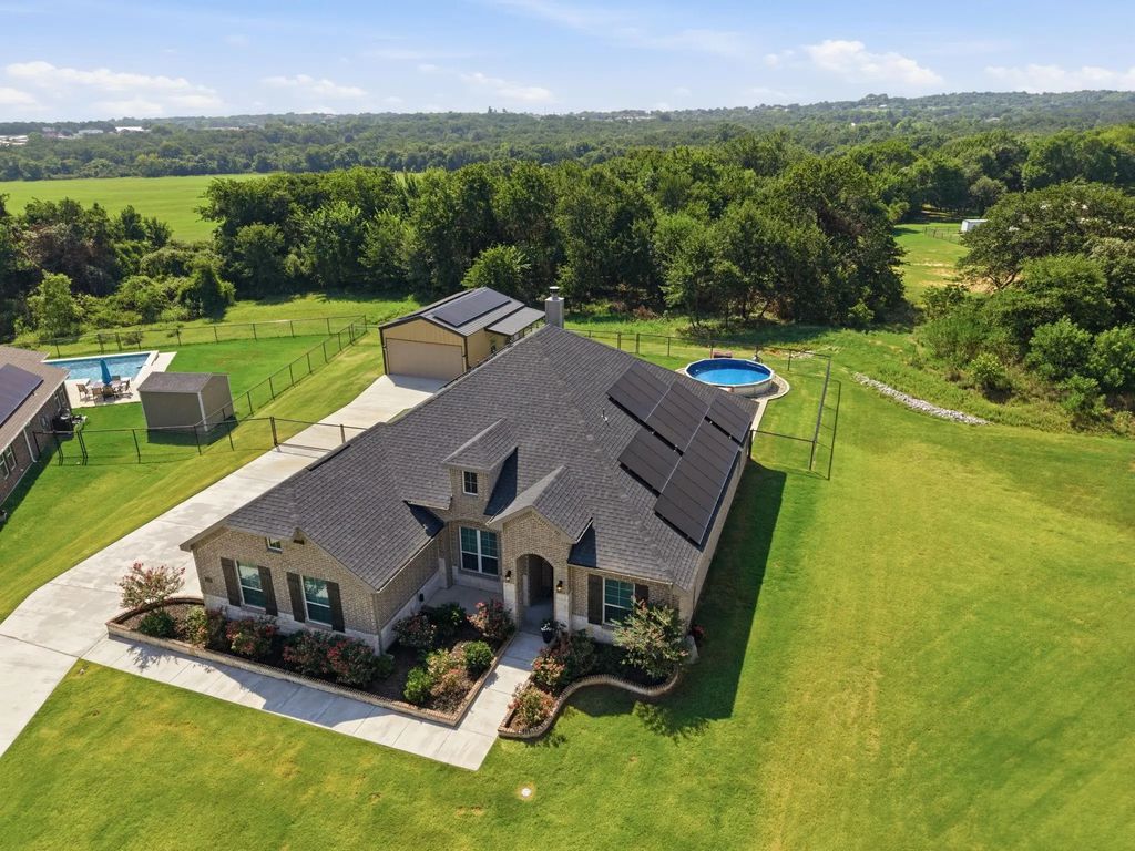 1036 Northern Oaks Court, Springtown