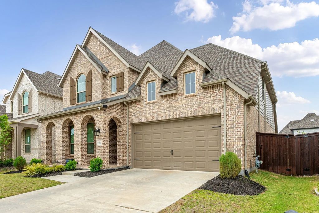 1516 Lantana Avenue, Aubrey