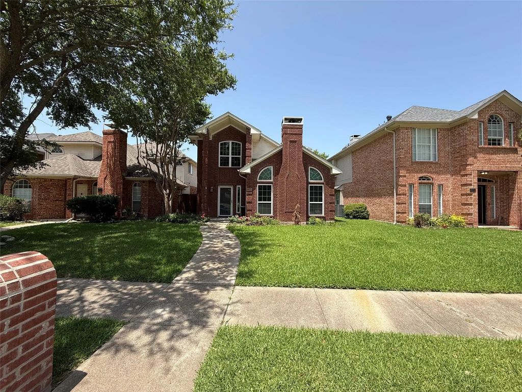 2209 Meadowstone Drive, Carrollton