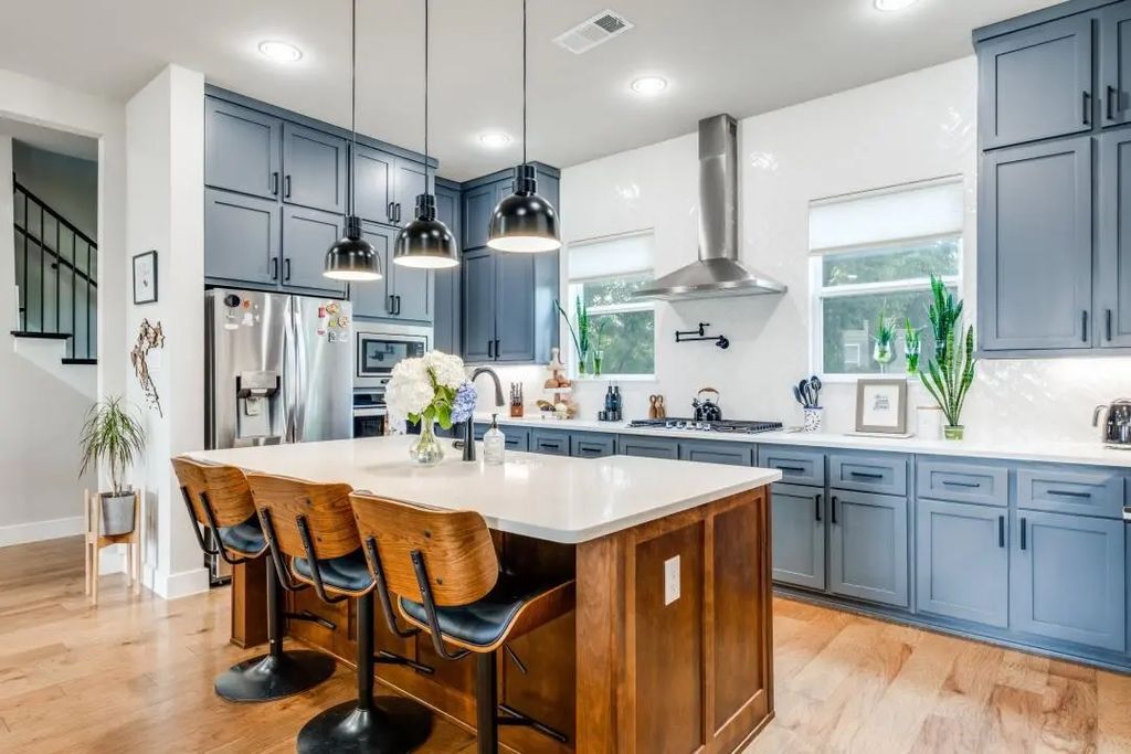 1450 Elevado Drive, Dallas