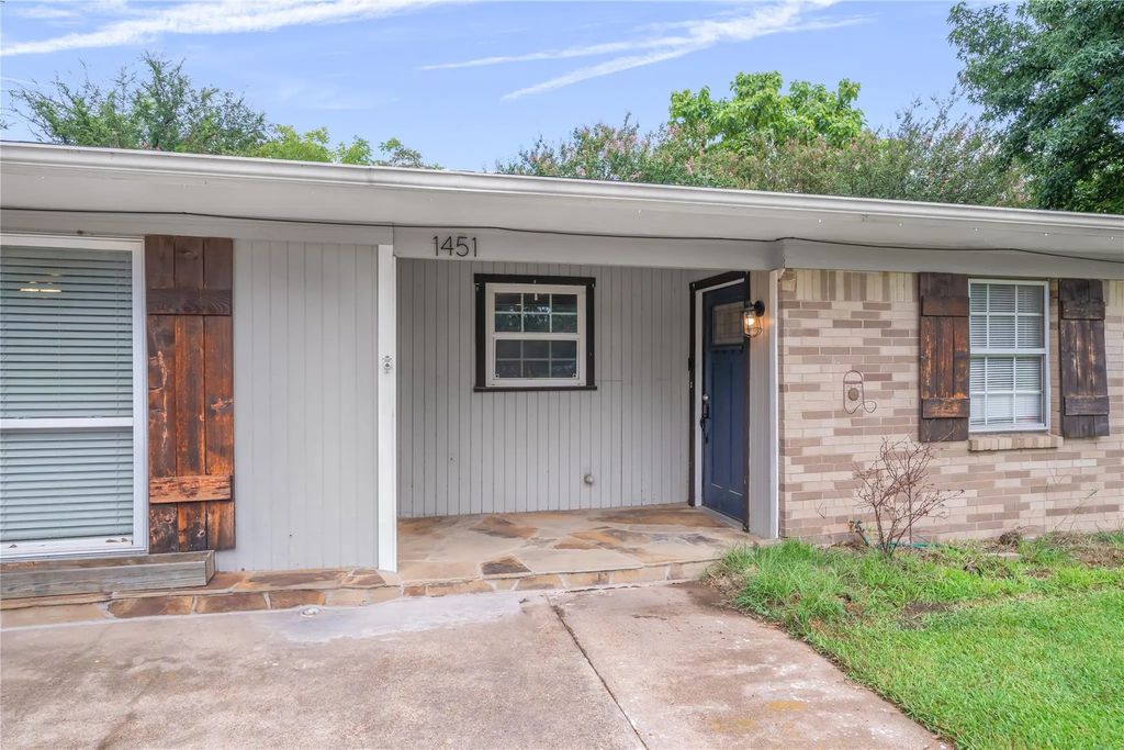 1451 Forrest Drive, Canton