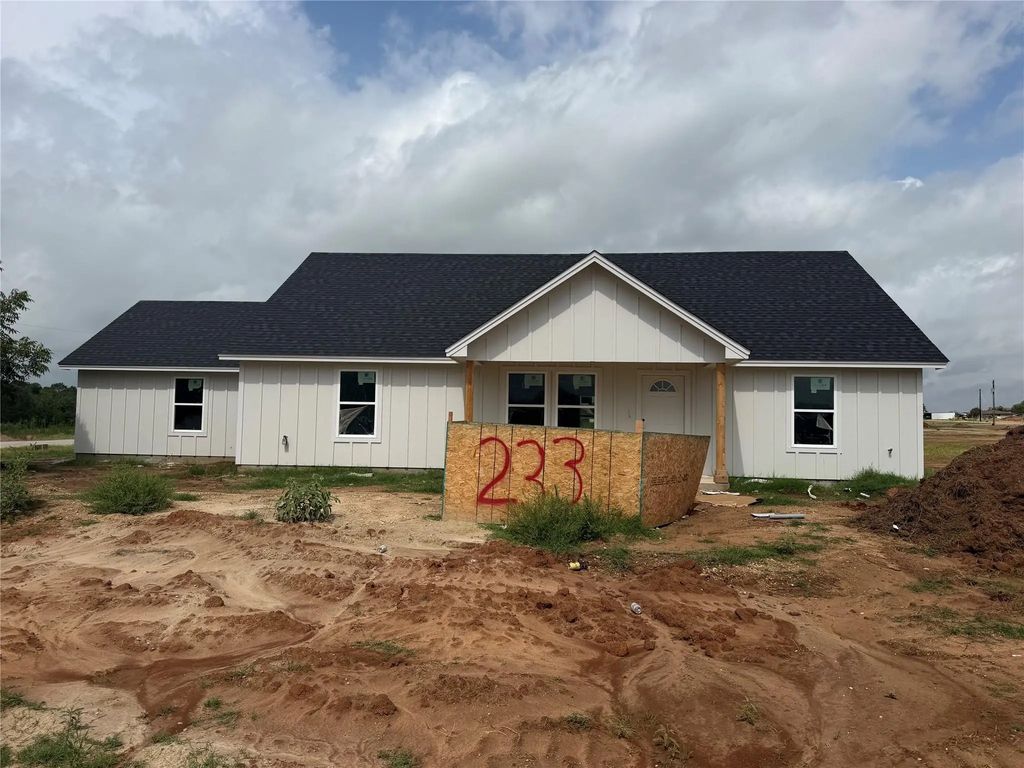 233 Altom Road, Springtown