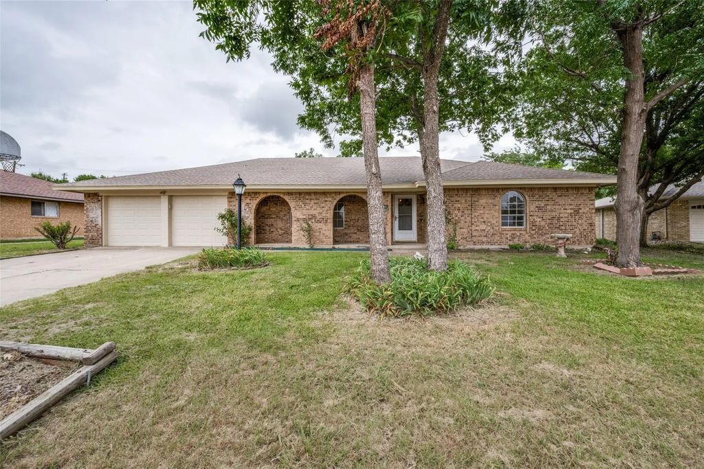 2426 Yellowstone Place, Denton