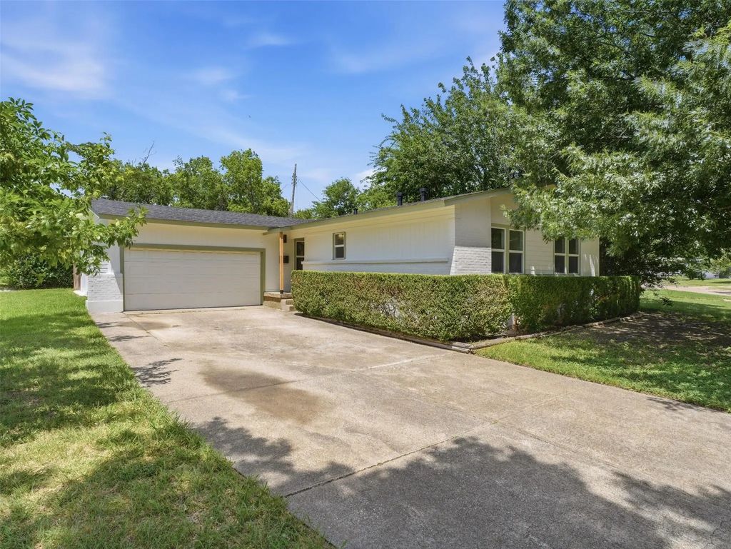 11207 Flamingo Lane, Dallas