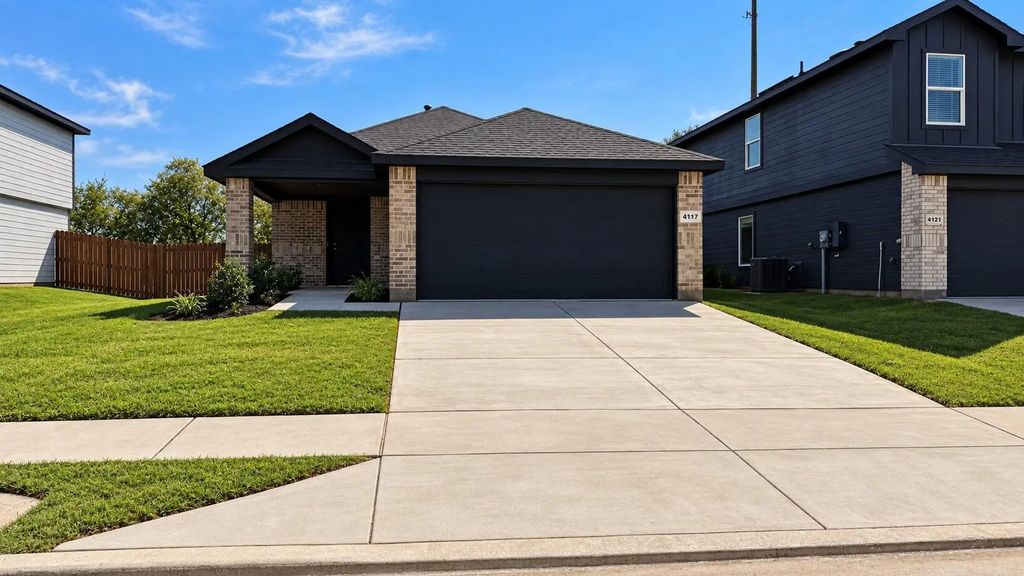 4117 Woodhill Bend Drive, Fort Worth