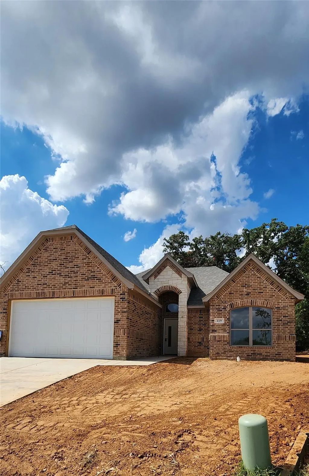 119 Clover Circle, Weatherford