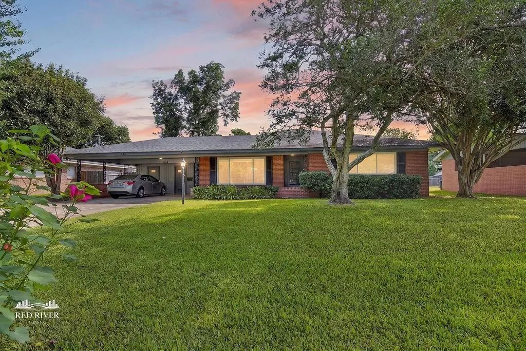 876 River Road, Shreveport
