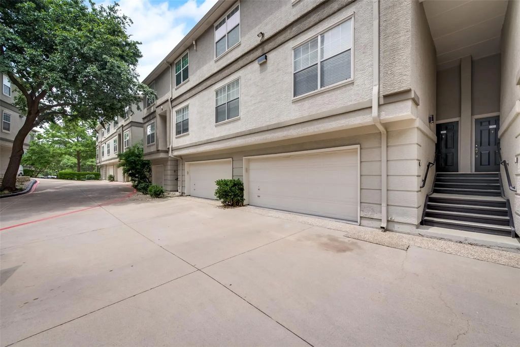 2201 Wolf Street 5202, Dallas