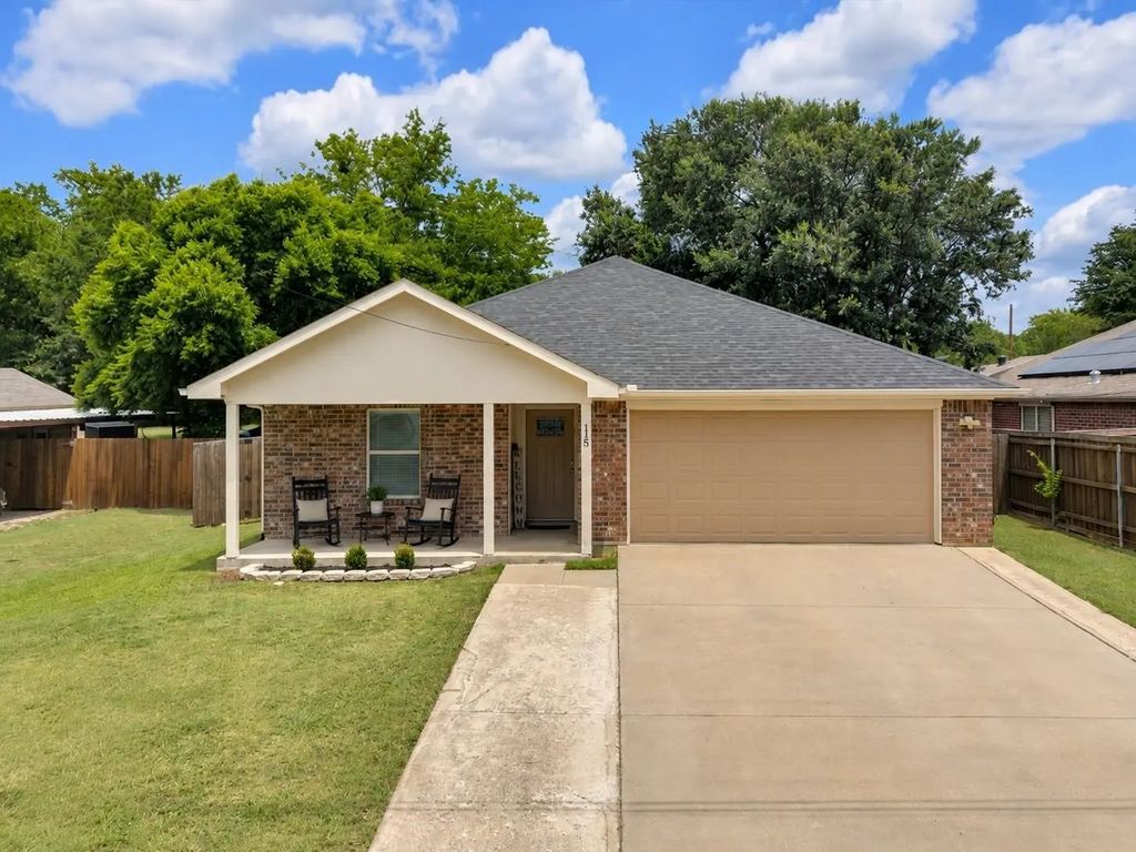 115 E Cason Street, Irving