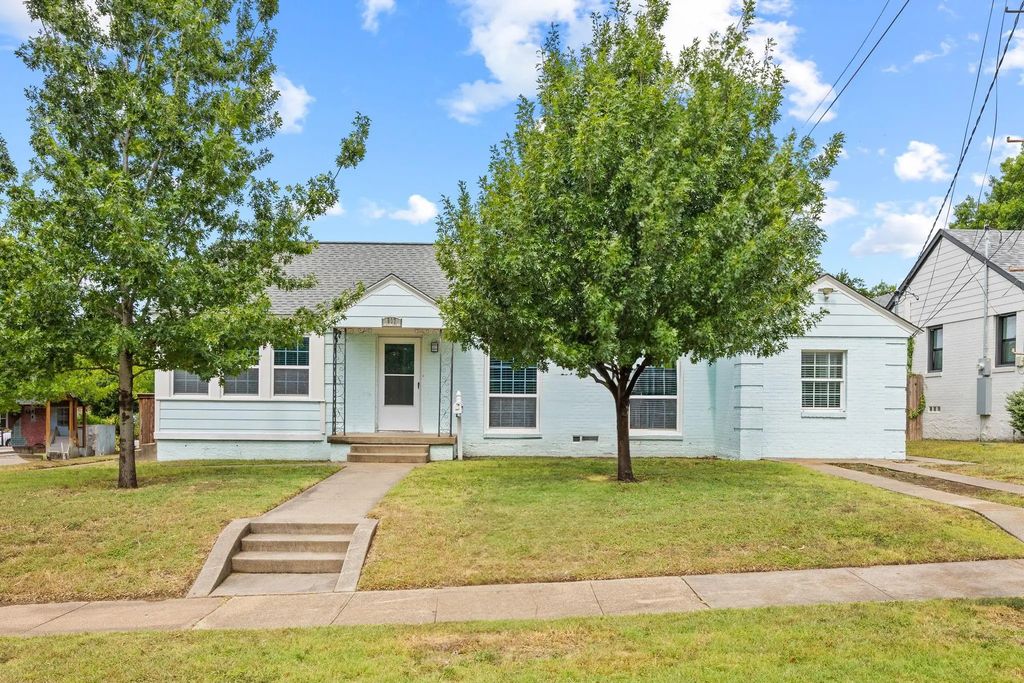 907 Buckalew Street, Dallas