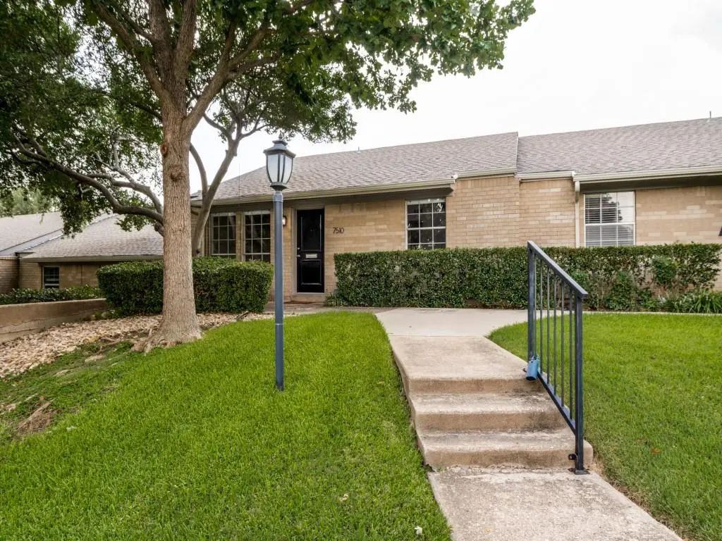 7510 Pebblestone Drive, Dallas
