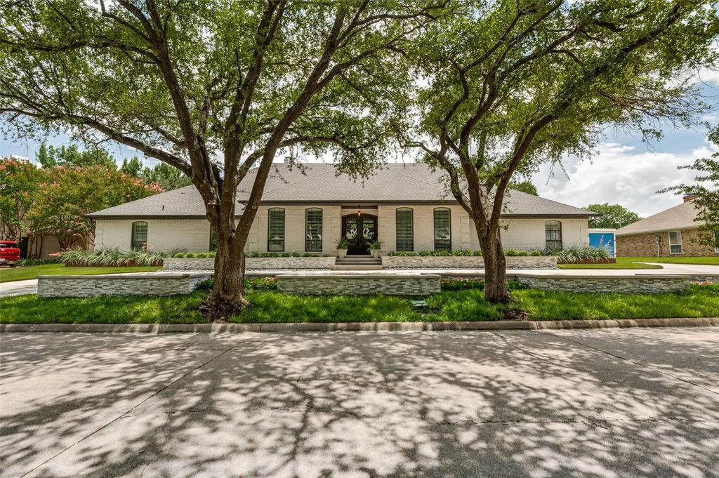 5922 Bent Trail, Dallas