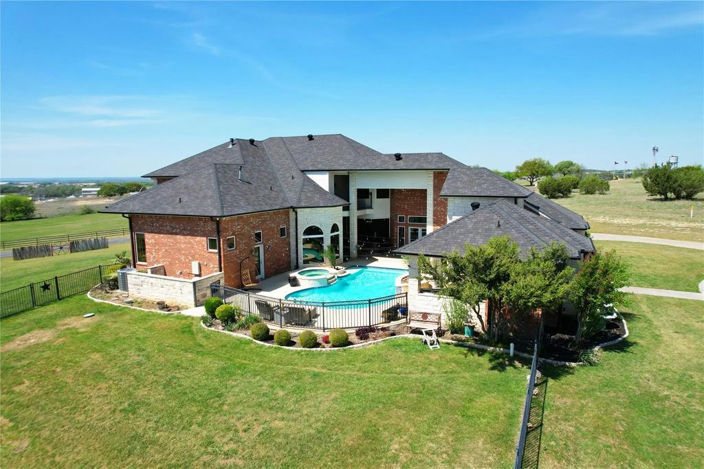 127 Eagle View Court, Weatherford