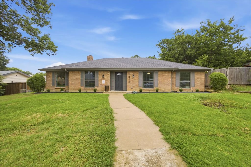 1510 Austrian Road, Grand Prairie