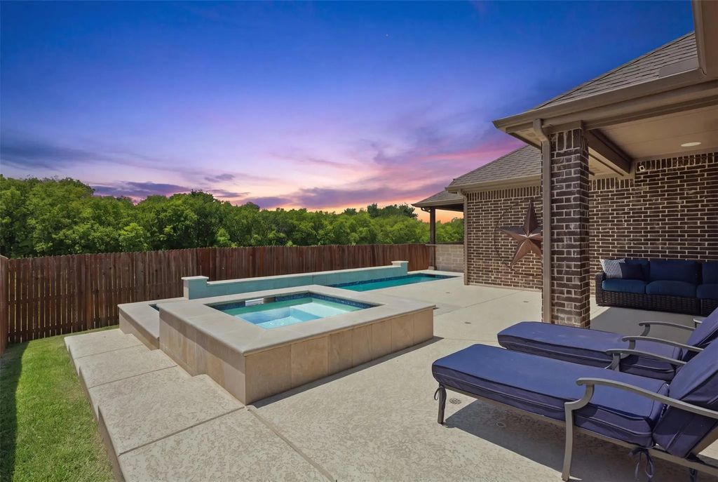 5925 Scottsdale Lane, Fort Worth
